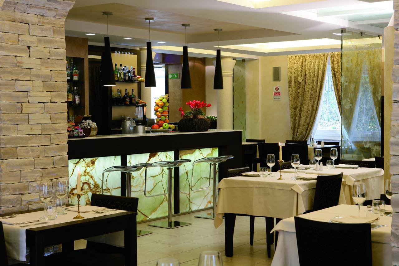 Albergo Ristorante Marcheno 외부 사진