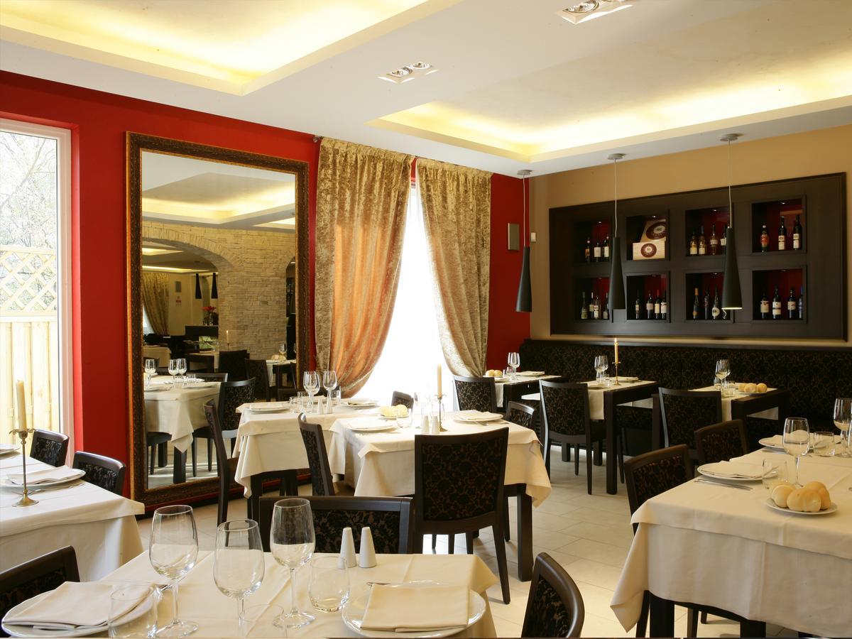 Albergo Ristorante Marcheno 외부 사진