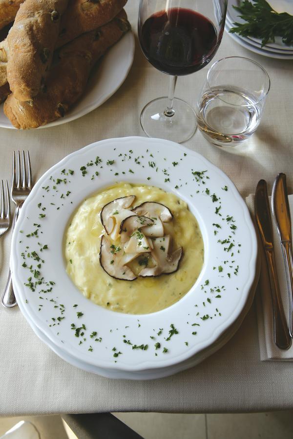 Albergo Ristorante Marcheno 외부 사진